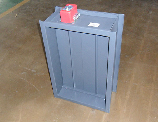 電動對開多葉調節(jié)閥